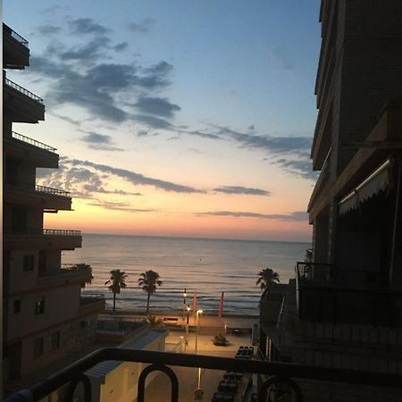 Apartamento Oropesa Del Mar En Primera Linea De Playa Dış mekan fotoğraf